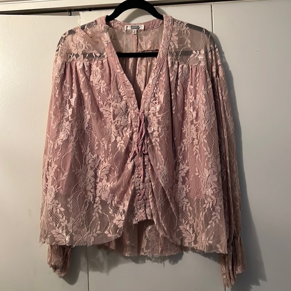 Gimmick long sleeve lace shirt